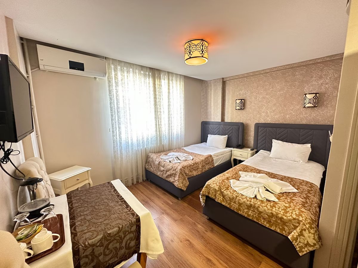 Family Room 13